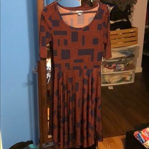 Beautiful slinky Nicole